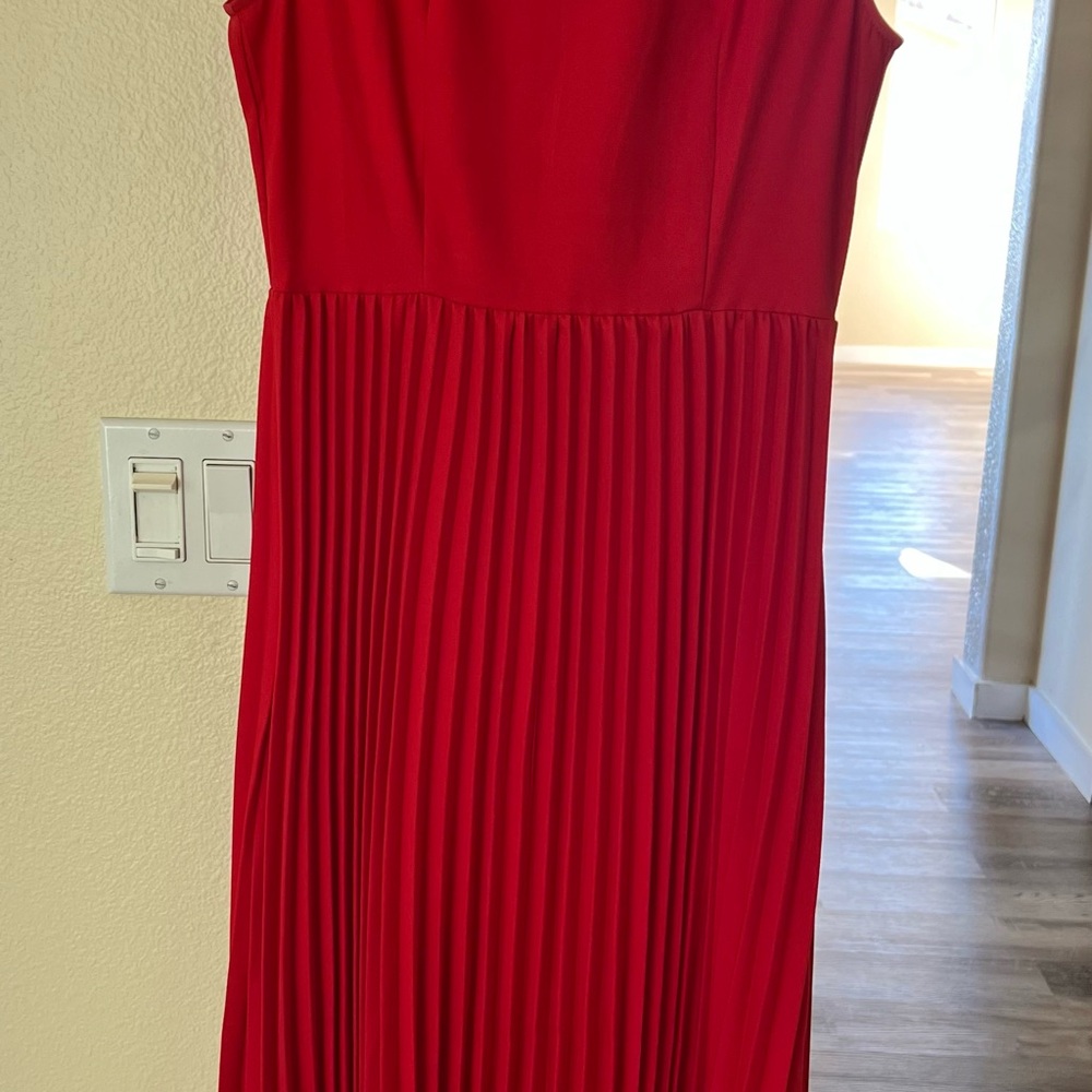 PrettyLittleThing Strapless Red Dress